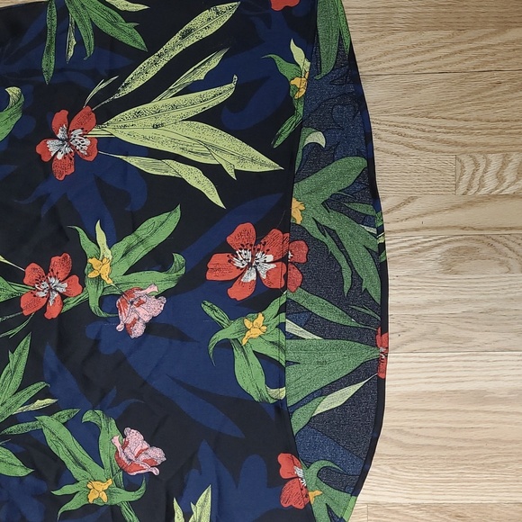 High/low tank top - Picture 2 of 6